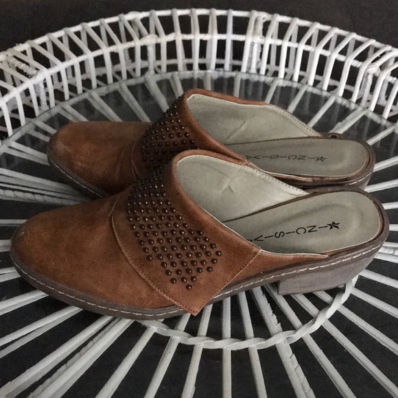 Clogs from Buenos Aires - Picture 2 of 4